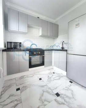 2-к квартира, вторичка, 42м2, 5/5 этаж