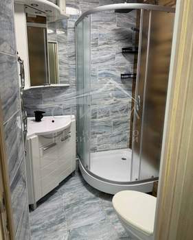 2-к квартира, вторичка, 44м2, 1/6 этаж