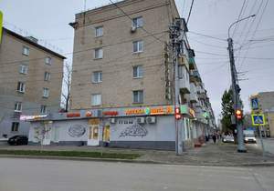 2-к квартира, вторичка, 42м2, 1/5 этаж