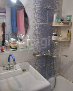 3-к квартира, вторичка, 60м2, 3/5 этаж