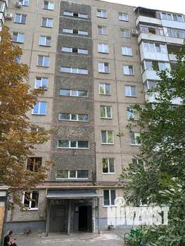 3-к квартира, вторичка, 54м2, 8/9 этаж