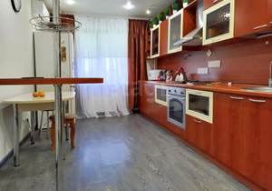 2-к квартира, вторичка, 60м2, 4/10 этаж