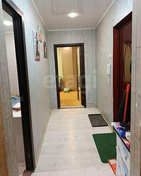 2-к квартира, вторичка, 53м2, 1/9 этаж
