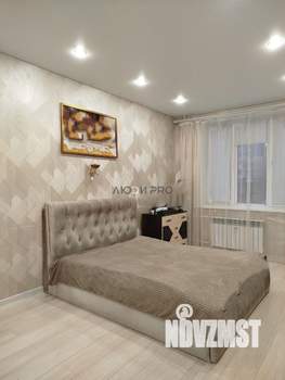 2-к квартира, вторичка, 57м2, 1/9 этаж