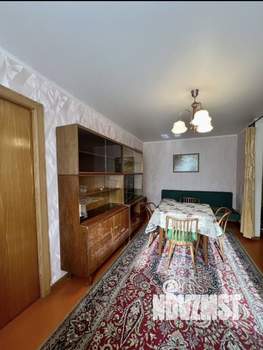 2-к квартира, вторичка, 42м2, 1/5 этаж