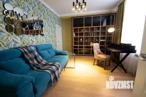 4-к квартира, вторичка, 131м2, 5/17 этаж