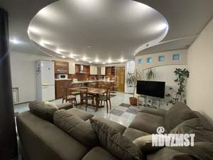 4-к квартира, вторичка, 153м2, 8/10 этаж