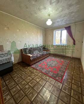 3-к квартира, вторичка, 61м2, 1/5 этаж