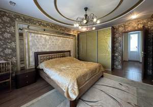 3-к квартира, вторичка, 130м2, 7/10 этаж