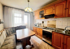 4-к квартира, вторичка, 82м2, 3/9 этаж