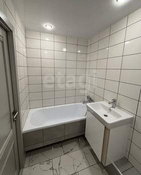 3-к квартира, вторичка, 61м2, 8/9 этаж