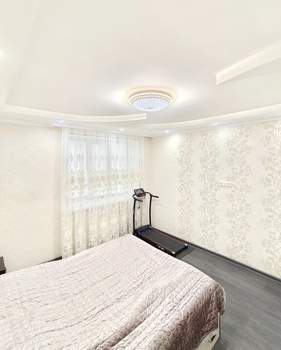 2-к квартира, вторичка, 58м2, 1/10 этаж