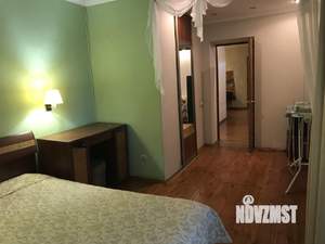 3-к квартира, вторичка, 74м2, 1/9 этаж