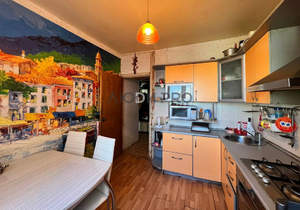 3-к квартира, вторичка, 64м2, 4/10 этаж