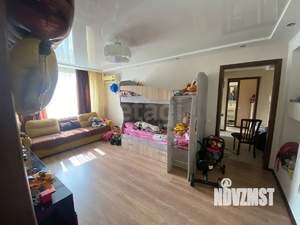 3-к квартира, вторичка, 56м2, 9/9 этаж