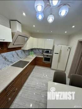 3-к квартира, вторичка, 77м2, 2/19 этаж