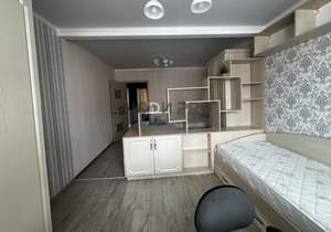 3-к квартира, вторичка, 80м2, 8/10 этаж