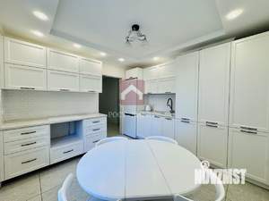 2-к квартира, вторичка, 75м2, 4/10 этаж