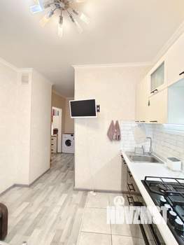1-к квартира, вторичка, 38м2, 1/10 этаж