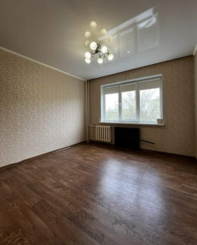 2-к квартира, вторичка, 52м2, 4/10 этаж