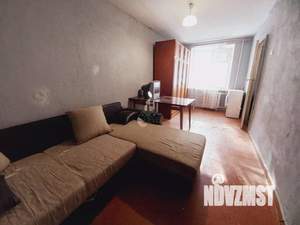 2-к квартира, вторичка, 42м2, 1/9 этаж