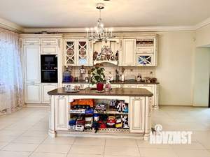 3-к квартира, вторичка, 272м2, 10/10 этаж