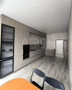 3-к квартира, вторичка, 118м2, 2/5 этаж