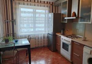 3-к квартира, вторичка, 65м2, 9/10 этаж