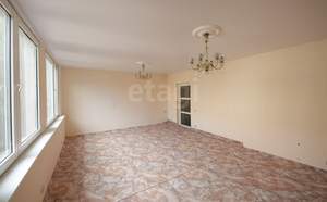 4-к квартира, вторичка, 119м2, 2/5 этаж