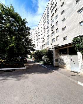 2-к квартира, вторичка, 43м2, 1/10 этаж
