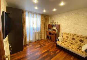 3-к квартира, вторичка, 73м2, 3/10 этаж