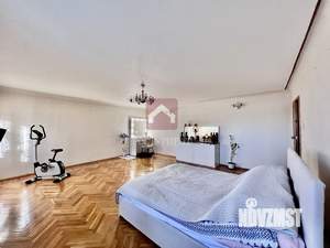 4-к квартира, вторичка, 156м2, 9/10 этаж
