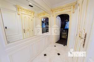 4-к квартира, вторичка, 208м2, 2/13 этаж