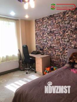 2-к квартира, вторичка, 65м2, 1/10 этаж