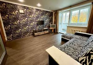 3-к квартира, вторичка, 60м2, 2/10 этаж