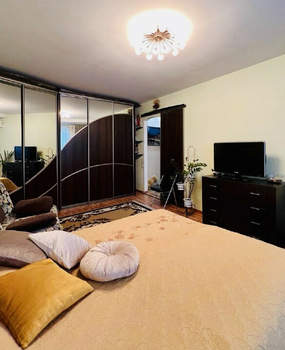 2-к квартира, вторичка, 54м2, 8/9 этаж