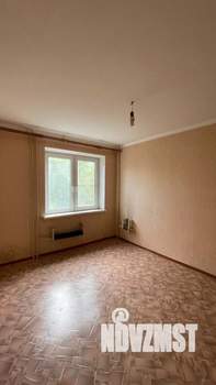 3-к квартира, вторичка, 64м2, 3/17 этаж