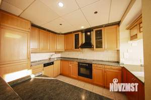 4-к квартира, вторичка, 129м2, 15/17 этаж