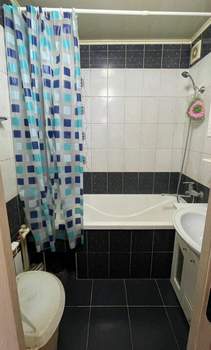 4-к квартира, вторичка, 90м2, 2/9 этаж