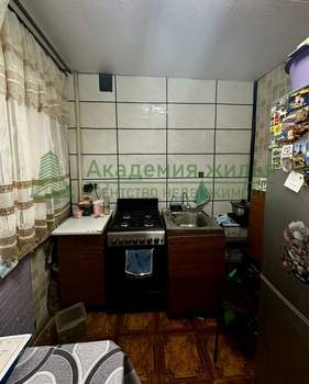 3-к квартира, вторичка, 42м2, 3/5 этаж