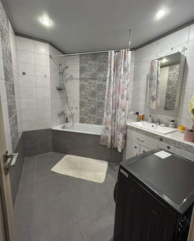 2-к квартира, вторичка, 58м2, 14/25 этаж