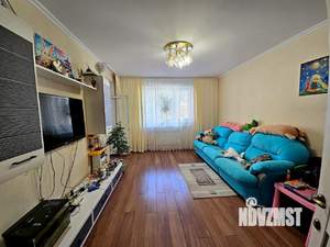 4-к квартира, вторичка, 100м2, 3/12 этаж