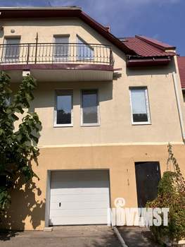 Студия квартира, вторичка, 163м2, 2/3 этаж