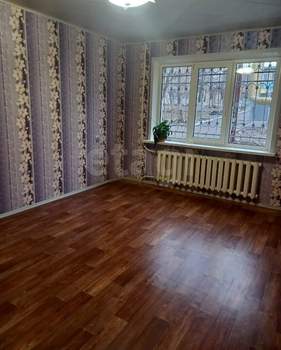 3-к квартира, вторичка, 70м2, 1/9 этаж
