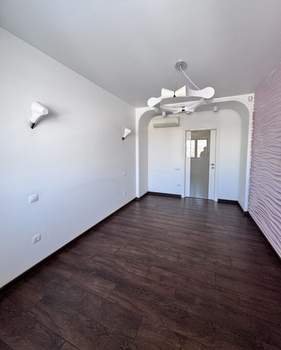 3-к квартира, вторичка, 76м2, 9/10 этаж