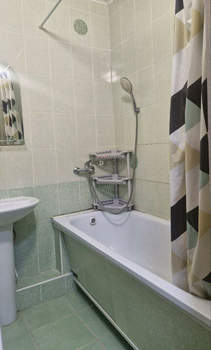 1-к квартира, вторичка, 40м2, 1/10 этаж