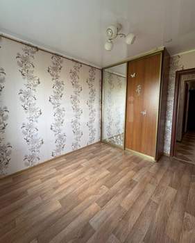 4-к квартира, вторичка, 73м2, 6/9 этаж