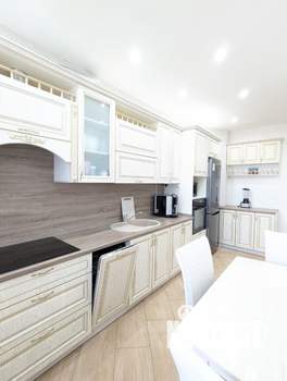 3-к квартира, вторичка, 96м2, 8/9 этаж