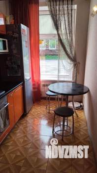 2-к квартира, вторичка, 60м2, 1/2 этаж