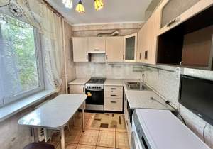 4-к квартира, вторичка, 63м2, 3/5 этаж